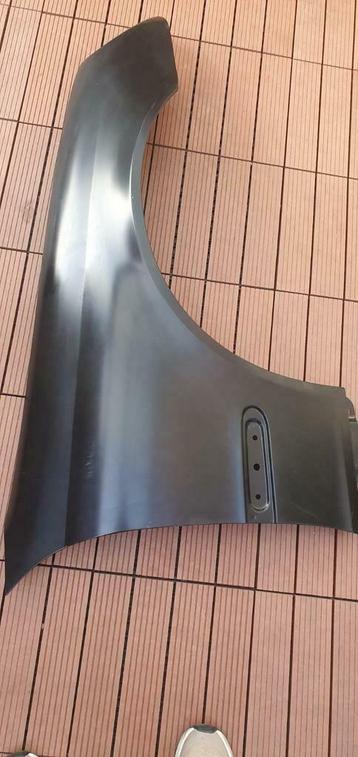RECHTS SPATBORD ZIJSCHERM MERCEDES W203 C KLASSE  beschikbaar voor biedingen