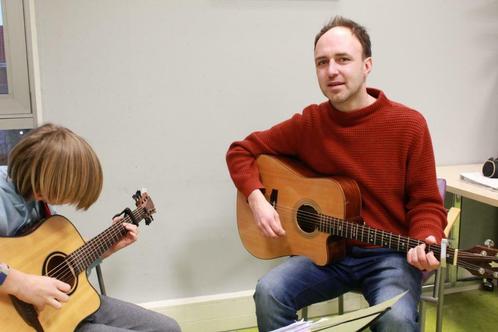 Gitaarles in Utrecht Zuilen en Soest, Diensten en Vakmensen, Muziekles en Zangles, Snaarinstrumenten, Tokkelinstrumenten, Privéles