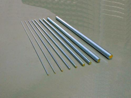 Draadeind verzinkt 8.8 lengte 1 m., Doe-het-zelf en Verbouw, IJzerwaren en Bevestigingsmiddelen, Nieuw, Overige typen, 250 mm of meer