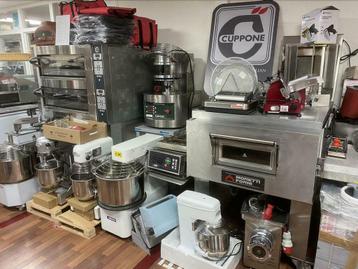 Pizzaoven Cuppone, deegmachine, Deegroller, pizzawerkbank beschikbaar voor biedingen