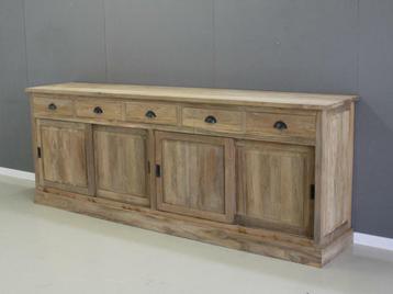 Dressoir van teakhout 240cm breed, schuifdeuren en laden