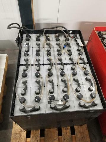 48 volt 625 heftruck batterij  beschikbaar voor biedingen