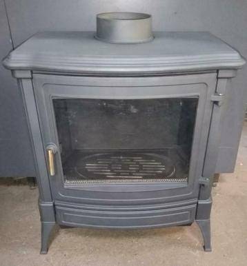 demo model NESTOR MARTIN S43 met woodbox systeem houtkachel beschikbaar voor biedingen