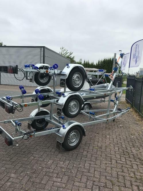 Bootservice Winschoten uw Boottransport / en ook Trailers, Watersport en Boten, Boottrailers, Zo goed als nieuw, Ophalen of Verzenden