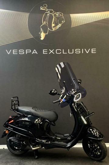 VESPA SPRINT S (Black on Black)NIEUW Vol Optie SNOR en BROM  beschikbaar voor biedingen