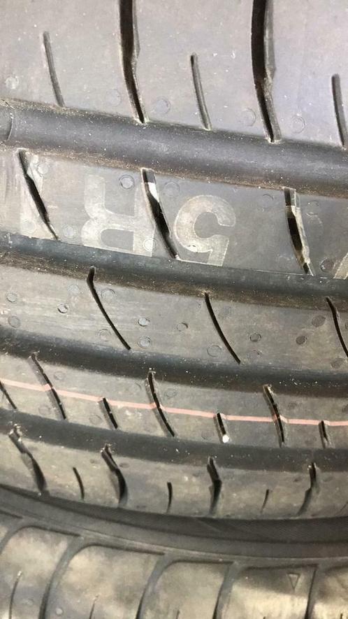 “185 55 r15 kumho. Demo. Puntjes zitten er nog op”, Auto-onderdelen, Banden en Velgen, Band(en), Zomerbanden, 15 inch, 185 mm