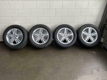 Q3 zomerset 235/55 R17 99V beschikbaar voor biedingen