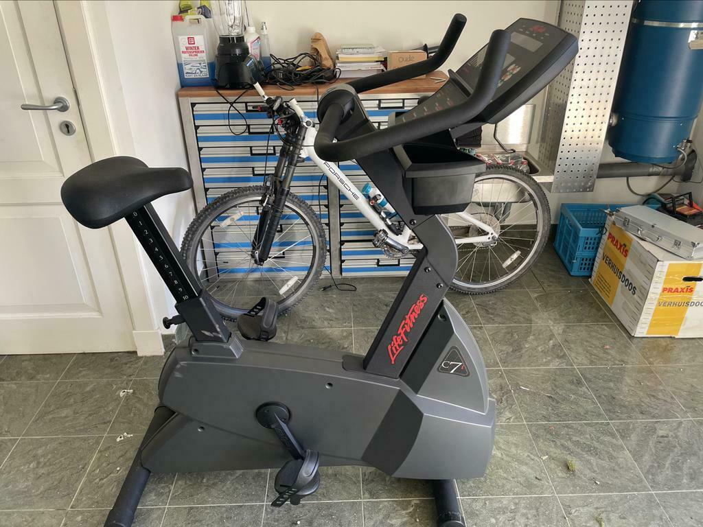 ≥ Life Fitness C7i Home trainer — Fitnessapparatuur — Marktplaats