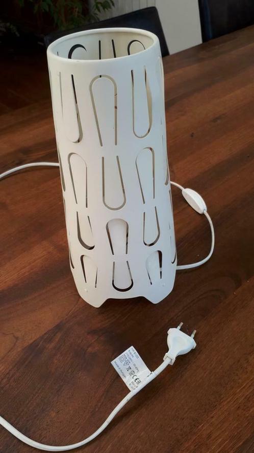 Ikea witte tafellamp