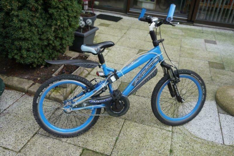 ≥ Alpina mountainbike 24 inch blauw stoer — Fietsen | Jongens — Marktplaats