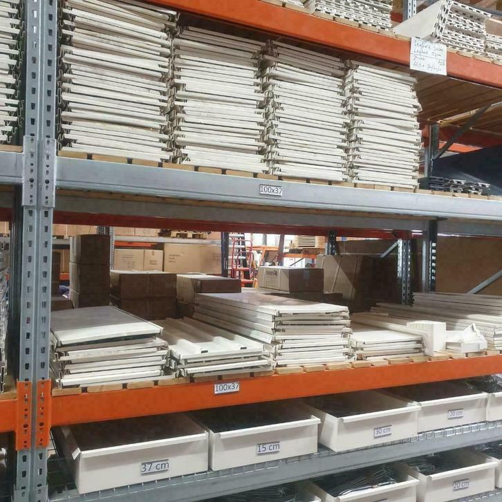 Te Koop :  Tegometall  Winkelstellingen  Nieuw en Gebruikt., Zakelijke goederen, Kantoor en Winkelinrichting | Magazijn, Stelling en Opslag