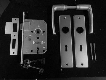 Nemef Deurslot 1266  Deurbeslag SL56  krukset NIEUW. beschikbaar voor biedingen
