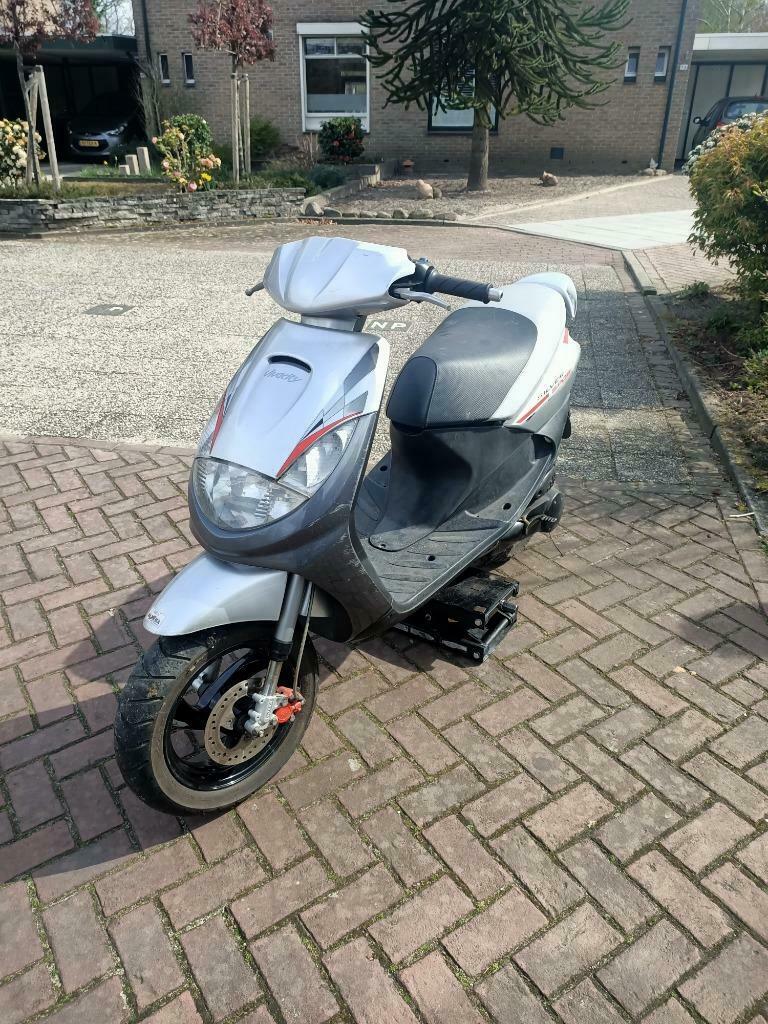 ≥ peugeot vivacity silver sport — Scooters | Peugeot — Marktplaats