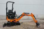 Minikraan graafmachine met machinist Friesland