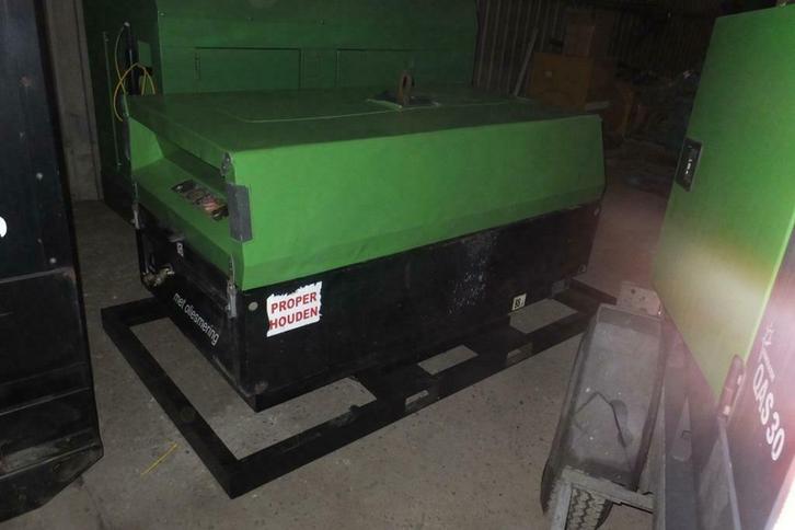 Atlas Copco  diesel  compressor  XAS 67 DD, Zakelijke goederen, Machines en Bouw | Pompen en Compressoren, Ophalen
