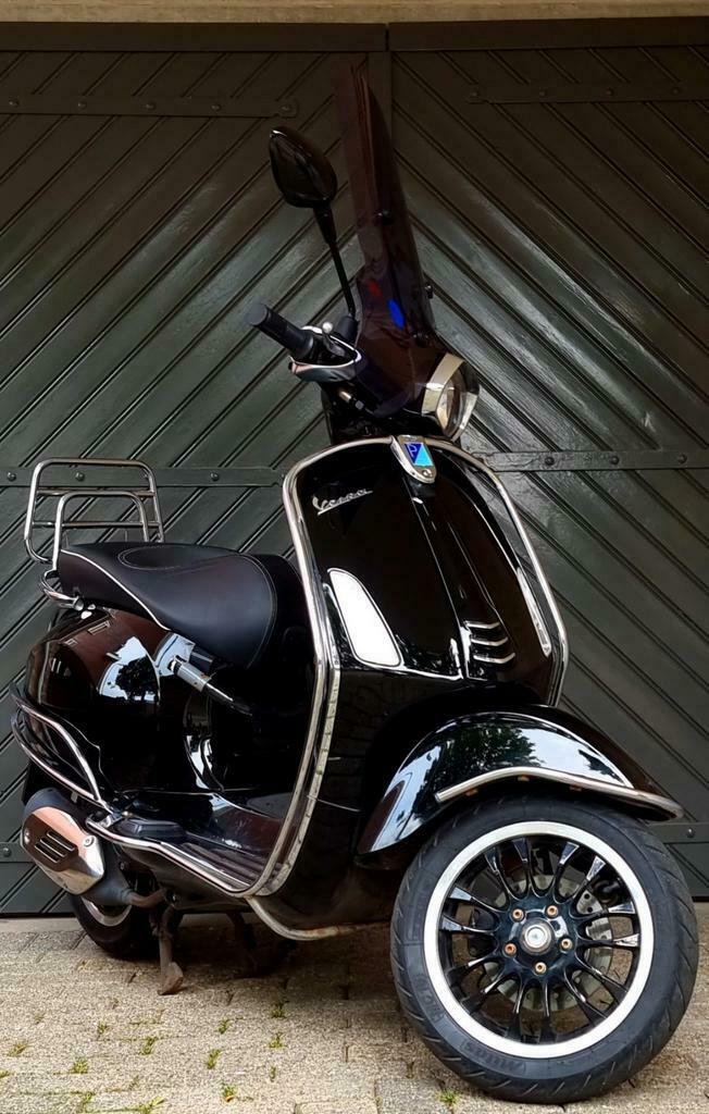 ≥ Vespa Sprint 4T 4V Brom Full Options 2018! — Scooters | Vespa —  Marktplaats
