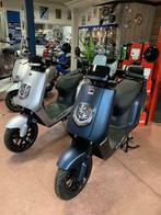 Gebro scooters: Killerbee Electrica electrisch 60v30AH NIEUW, Nieuw, Maximaal 45 km/u, Ophalen of Verzenden, Killerbee