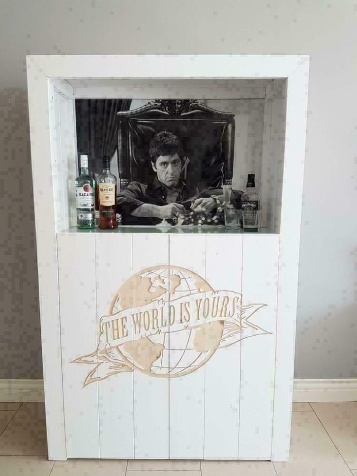 Scarface tony montana drankkast drank kast, Huis en Inrichting, Kasten | Wandmeubels, Nieuw
