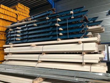 gebruikte verdiepingsvloer 12 x 10 meter  beschikbaar voor biedingen