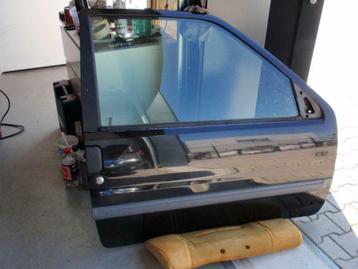 Deur rechts  in zwart, Peugeot 106. beschikbaar voor biedingen
