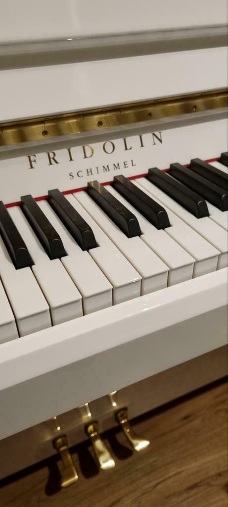 Nieuwe fridolin piano opgebouwd bij schimmel, Muziek en Instrumenten, Piano's, Zo goed als nieuw, Piano, Ophalen of Verzenden