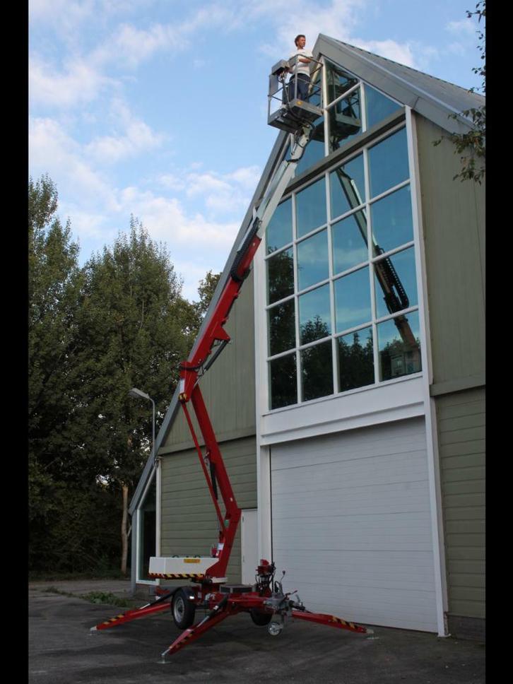 Hoogwerkers te huur / huren  Heerenveen, Zakelijke goederen, Machines en Bouw | Liften, Steigers en Ladders, Ophalen