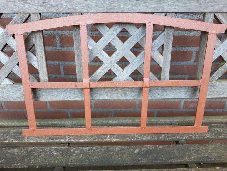 Een mooi 6 vaks ijzeren stalraam, Doe-het-zelf en Verbouw, Glas en Ramen, Zo goed als nieuw, Minder dan 80 cm, Minder dan 80 cm