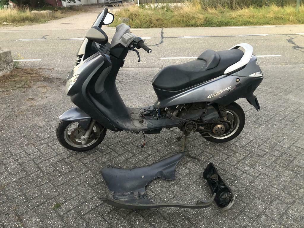 ≥ Peugeot elystar ( kenteken) onderdelen/parts 60,00 euro —  Brommeronderdelen | Scooters — Marktplaats