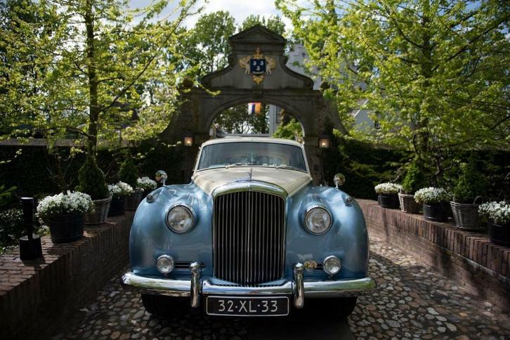 Bruidsauto's-Trouwauto's of voor Gala vervoer., Diensten en Vakmensen, Verhuur | Auto en Motor, Personenauto, Trouwauto, Met chauffeur