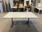 Vergadertafel / tafel 180x113xH75 cm, 200 euro/stuk, 1 stuk