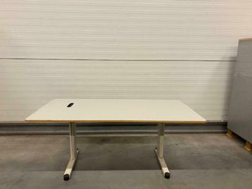 Verstelbaar bureau / tafel met slinger 160x80xH64-84 cm, 8st