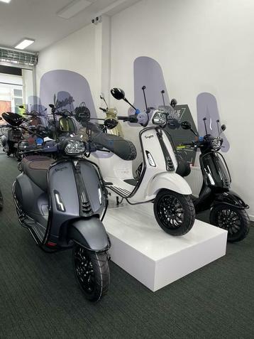 Nieuwe Vespa Sprint Full Options Carbon Edition 2024 Uniek!!