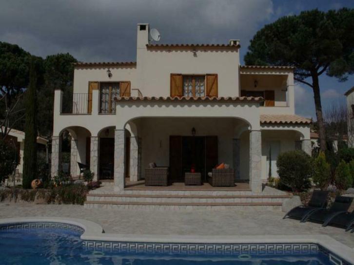 Te huur,luxe villa met zwembad, nog vrij 2 tot 16 juli 2021, Vakantie, Vakantiehuizen | Spanje, Costa Brava, Landhuis of Villa