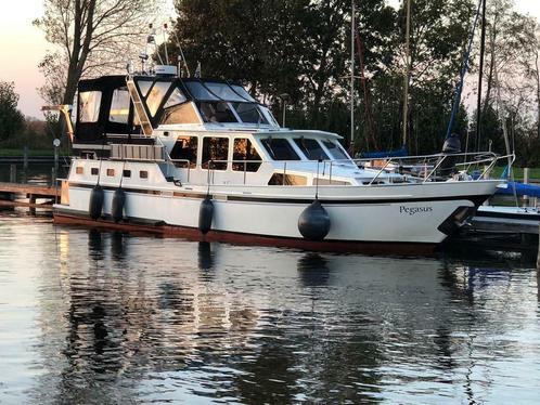 Boot huren 6 pers, zonder vaarbewijs. Friesland, Diensten en Vakmensen, Verhuur | Boten, Sloep of Motorboot