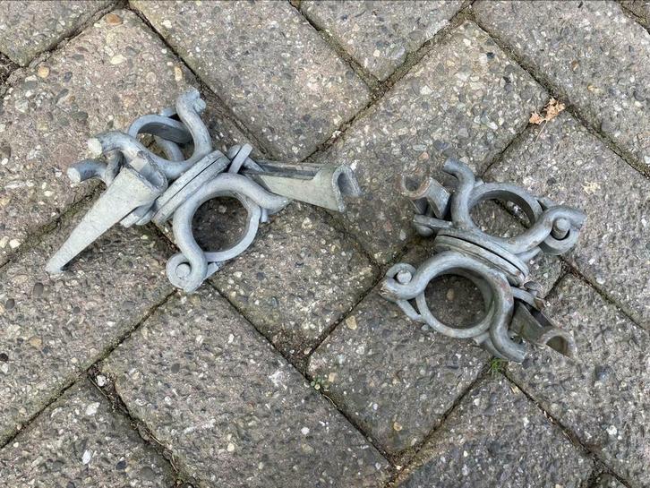 Van Thiel draaiklem/draaiklemmen met vaste spie 48.3MM, Doe-het-zelf en Verbouw, Steigers, Gebruikt, Gevelsteiger, 5 meter of hoger