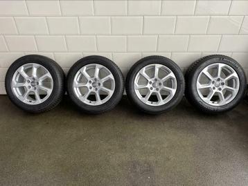 Audi Q2 2018 winterset 17 inch 7 spaak  beschikbaar voor biedingen