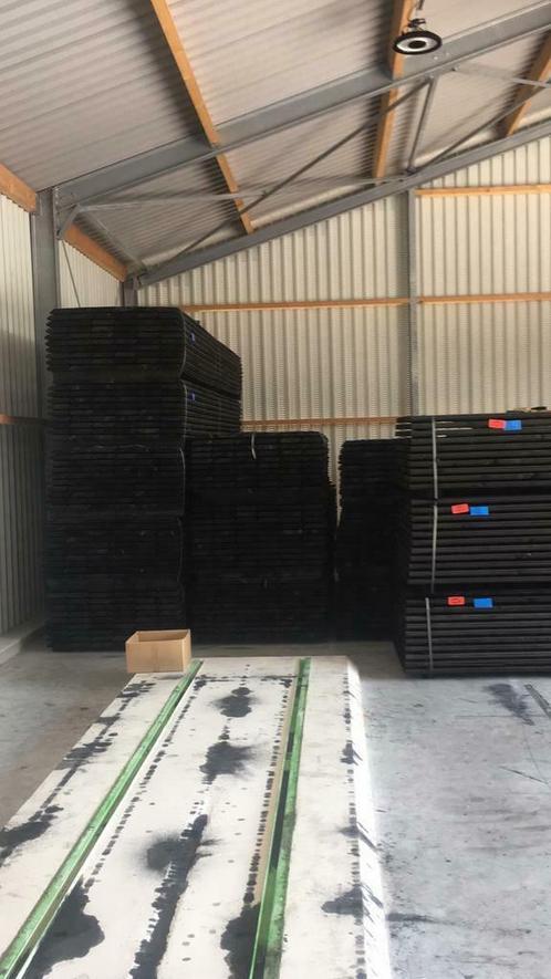 Planken zwart 2€/ m1  Rabat vuren geïmpregneerd 2,25€/ m1, Doe-het-zelf en Verbouw, Hout en Planken, Nieuw, Plank, Vuren, 300 cm of meer
