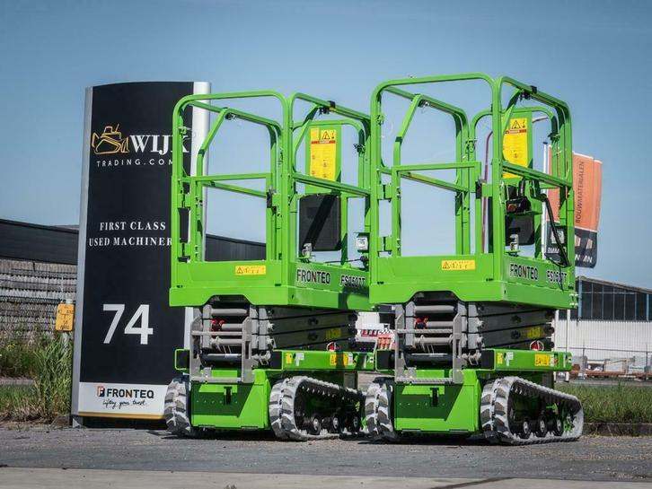 Fronteq 6.70 werkh Rups schaarhoogwerker /rupshoogwerker, Zakelijke goederen, Machines en Bouw | Liften, Steigers en Ladders, Ophalen
