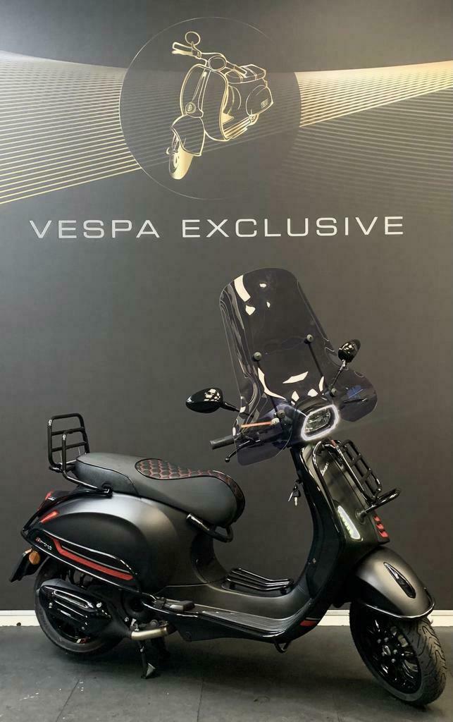 ≥ VESPA SPRINT S 2022 Vol Optie(Snor en Brom!)NIEUW MAT ZWART — Scooters |  Vespa — Marktplaats