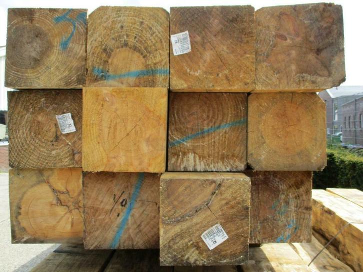 balken ongeveer 30 x 30 x +/-3 meter lang € 100..- per stuk, Doe-het-zelf en Verbouw, Hout en Planken, Nieuw, Balk, Overige houtsoorten