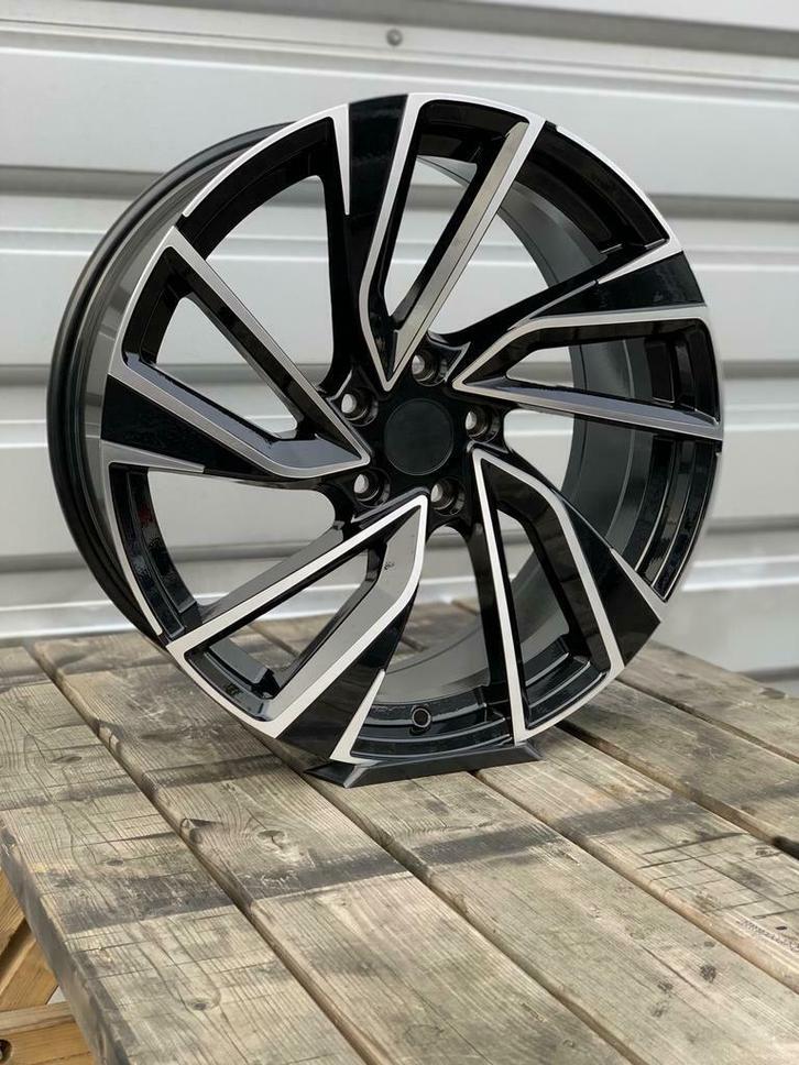 18” 19” ADELAIDE GTI LOOK Velgen past onder VW Golf 5,6,7,8, Auto-onderdelen, Banden en Velgen, Banden en Velgen, Zomerbanden