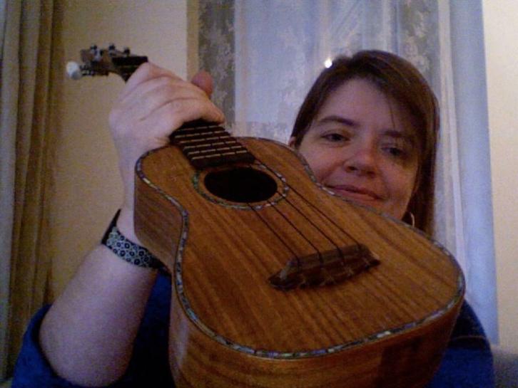 Ukuleleles in Amsterdam Oud West, Diensten en Vakmensen, Muziekles en Zangles, Snaarinstrumenten, Tokkelinstrumenten, Zangles