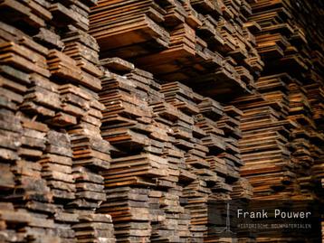 Oud hout voor o.a. dakbeschot, vloeren en wandbekleding beschikbaar voor biedingen