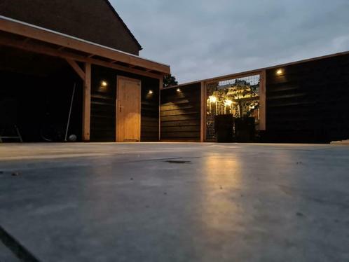 Overkapping, Schuur, Schutting, staatwerk, tafelbladen, Diensten en Vakmensen, Tuinmannen en Stratenmakers, Bestrating, Hekwerk of Schuttingen