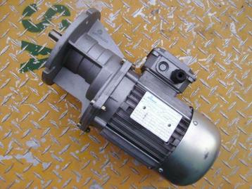 00320 reductor vertragingsmotor 533 toer/min 400 volt 0,75KW beschikbaar voor biedingen