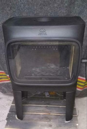 !!!demomodel JOTUL 305 LL houtkachel 7 kw 1 keer gebrand  !!