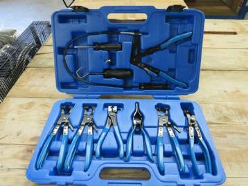 Slangklemtangen tangen set 9 delig nieuw in koffer beschikbaar voor biedingen