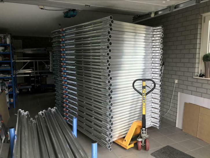 ♻️ Nieuwe Euroscaffold rolsteiger werkhoogte 8.20 meter ♻️, Doe-het-zelf en Verbouw, Overige Doe-het-zelf en Verbouw, Nieuw, Ophalen of Verzenden