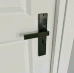 #5 Design zwarte kleur deurklink op schild met sleutelgat, Rvs, Ophalen of Verzenden, Slot, Zo goed als nieuw