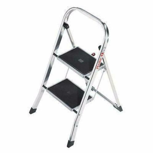Bordestrap, huishoudtrap van Hailo, met extra brede treden., Doe-het-zelf en Verbouw, Ladders en Trappen, Nieuw, Trap, Ophalen of Verzenden